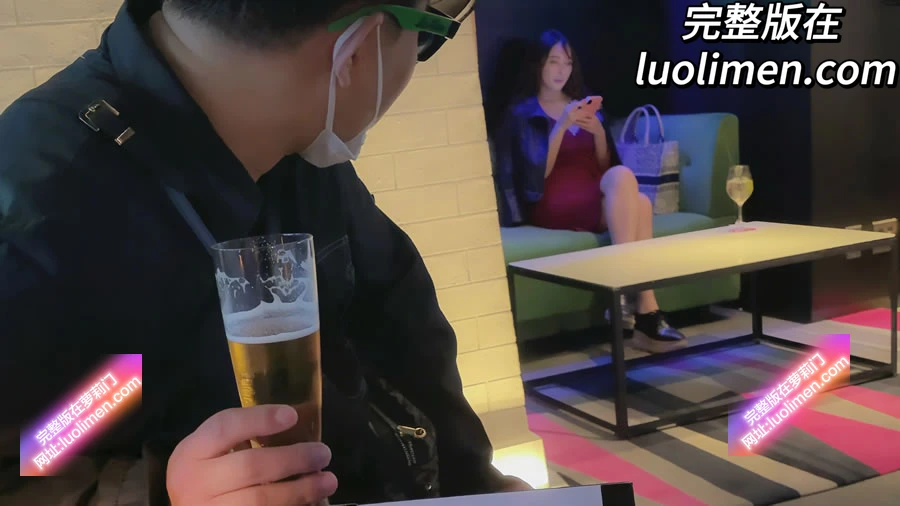 图片[2]-怪兽17期 – 酒吧搭讪！艳遇明星级SSS爆美女！-萝莉门 LUOLIMEN