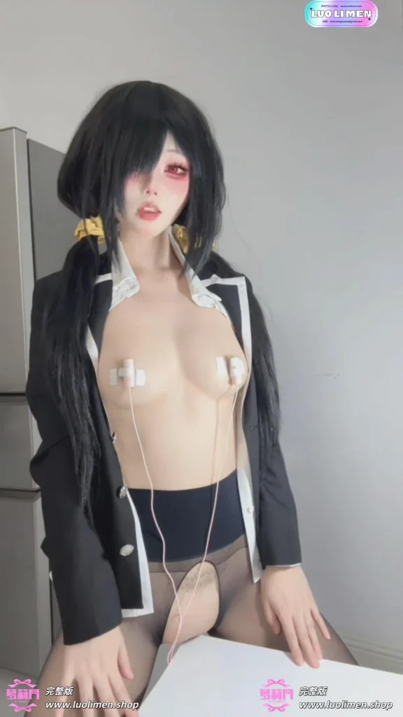 图片[4]-推特超高颜值顶级COS【希尔薇】最新极品裸舞-萝莉门 LUOLIMEN